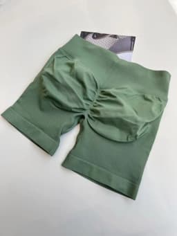 Summer Women Scrunch Bum Gym Shorts With Low Waist Yoga Shorts Seamless Scrunch Workout Running Butt Lifting Shorts