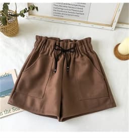 Fashion Autumn Winter Woolen Shorts Women 2025 High Waist New In Retro Elegant Short Pant Korea Loose Solid Trouse Casual Street