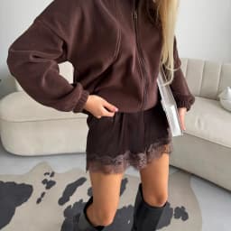 Xingqing y2k Lace Hem Shorts Women Summer Clothes Solid Color Elastic Waist Wide Leg Shorts Hot Pants Bottoms Club Streetwear