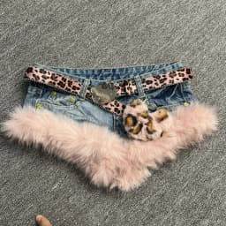 Japanese Gothic Style Denim Shorts Women Vintage Fashion Plush Patchwork Slim Short Pants Girls Casual Y2k Aesthetic Jean Shorts