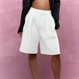 Retro Pleated Knee Length Suit Shorts Ladies High Rise Zipper Fly Side Pocket Loose Fit Daily Streetwear Bermudas