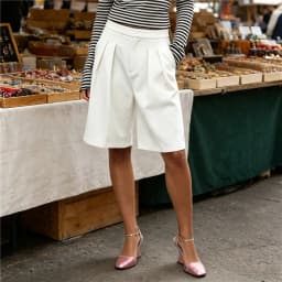 Retro Pleated Knee Length Suit Shorts Ladies High Rise Zipper Fly Side Pocket Loose Fit Daily Streetwear Bermudas