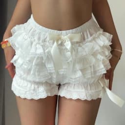Women's Summer Lace Trim Shorts Plaid Elastic Band Tiered Ruffle Shorts Kawaii Gothic Casual Bloomers Streetwear