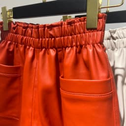 Women Clothing 2025 Fashion Feminino Genuine Leather White Casual Shorts Mujer Big Pockets Elastic Waist Sexy Mini Booty Pants