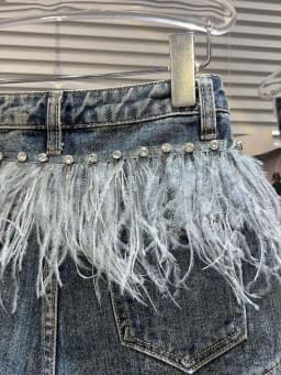 DEAT Streetwear Fashion Diamond Beads Feather Tassels Denim Shorts For Women High Waist Short Pants 2024 Female Autumn 11XX5620