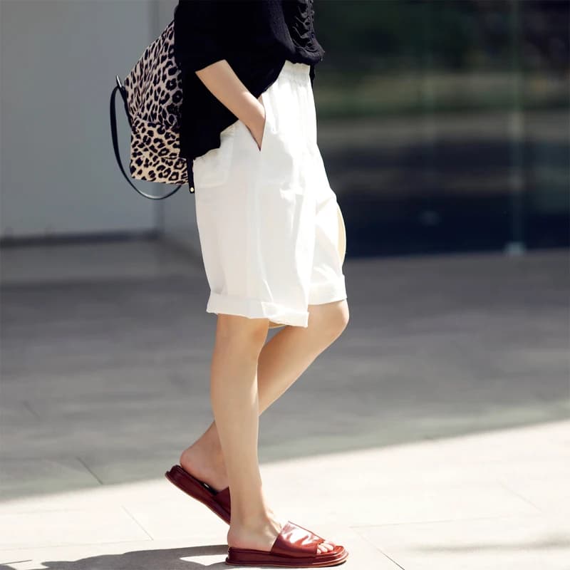 MICOCO K8198C Leisure and comfortable washed cotton tensioned waist five thin wide leg shorts for women
