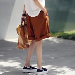 MICOCO K8198C Leisure and comfortable washed cotton tensioned waist five thin wide leg shorts for women