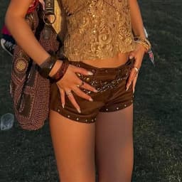 Women y2k Vintage Punk Studded Belt Micro Shorts Low Rise Rivet Faux Suede Shorts Buckle Slim Shorts Mini Bottoms Streetwear