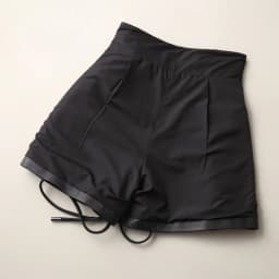 2025 Spring Ladies New Europe/America High Waist Genuine Leather Shorts Women Tether Belt Loose Wide Short Pants Street Scanties