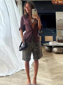 Fashion Leopard Printed Denim Shorts For Women 2025 Spring New Casual Zipper Mid Waist Short Jeans Y2K Lady Pockets Streetwear