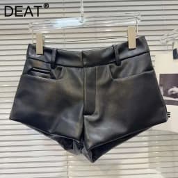 DEAT 2026 Spring New Items PU Leather Solid Color High Waist Shorts For Women Temperament Short Pants Female Fashion 11A02227