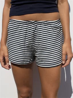 Women’s Shorts Elastic Waist Casual Low Rise Solid Color/Stripes/Cartoon Print Loose Lounge Shorts Going Out Shorts