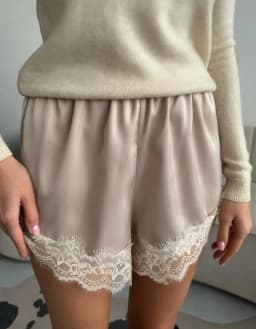 Women Black Lace Trim Slip Flowy Shorts Satin Elastic High Waist Lace Patchwork Shorts Y2k Coquette Boxer Pettipants Knickers 