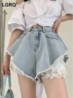 LGRQ summer denim ,high waist lace shorts,outfits two pieces hots ,35cm length big bottom light color shorts for girl