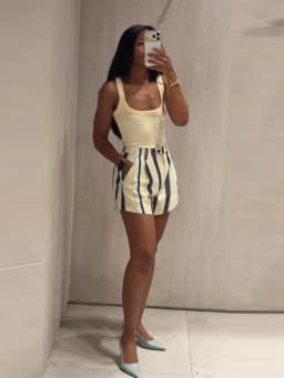 Women Striped Fabric Wide Leg Shorts High Waist Button Side Pockets Casual All-match Short Trousers 2026 Summer Office Outfits