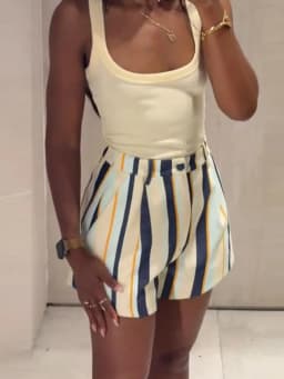 Women Striped Fabric Wide Leg Shorts High Waist Button Side Pockets Casual All-match Short Trousers 2026 Summer Office Outfits