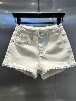 Korean Fashion White Denim Patchwork Lace High Waist Wide Leg Shorts Women Summer Vintage Washed Jean Short Pants Casual Popular