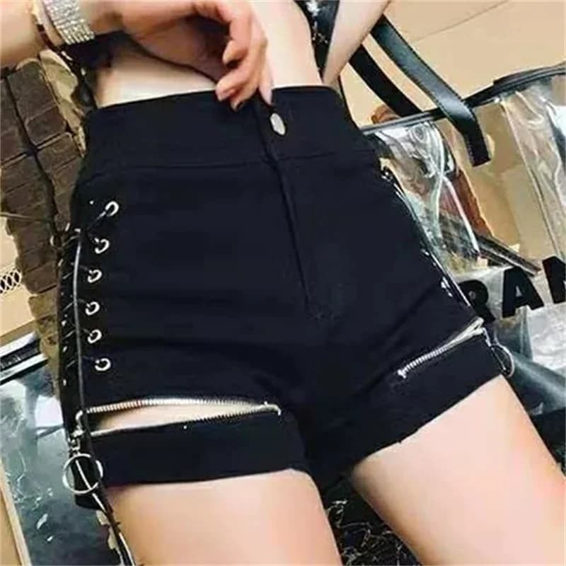 2026 New Summer Hot Girl Strap Shorts Female Street Clothing Female Anchor Sexy Mid Waist Elastic Wide Legs Black White