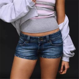 Y2K Retro Women Low Rise Denim Shorts Double Button Mini Jean Shorts Fitted Straight Leg For Casual Summer Streetwear