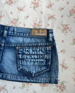 Women Y2K Vintage Blue Washed Denim Mini Skirt Low Rise Metal Button Detail Slim Fit Casual Streetwear Jean Skirt Summer Outfits