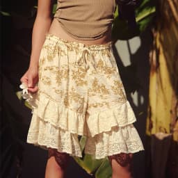 Women Boho Floral Bloomers Loose Fit Knee Length Pantaloons Y2K Vintage Coquette Layered Ruffle Lace Shorts Pajama Bottoms