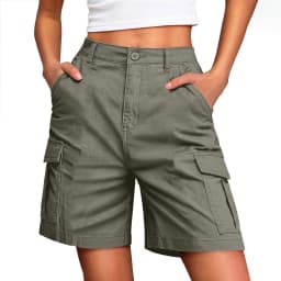 Women's Sporty Mid Waist Knee Length Shorts with 3D Pocket Contrast Panel Solid Color Casual Summer Bottoms for Outdoor Wear