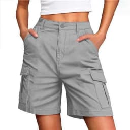 Women's Sporty Mid Waist Knee Length Shorts with 3D Pocket Contrast Panel Solid Color Casual Summer Bottoms for Outdoor Wear