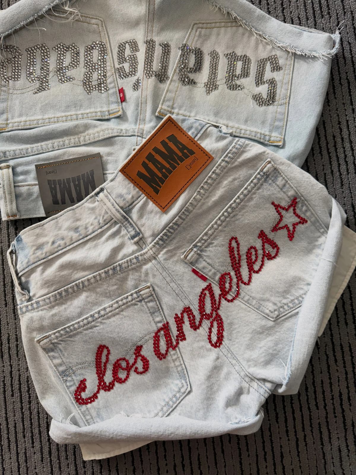 Women Retro Red Sexy Rhinestone Light Blue Washed Denim Shorts Street Hip Hop Spicy Girl Slim Fit Hot Pants Low Waist Shorts