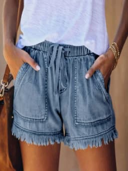 Women's Elastic Waist Fringe Mid Waist Washed Knee Length Straight Leg Denim Shorts with Front Pocket for Summer Outdoor Casual