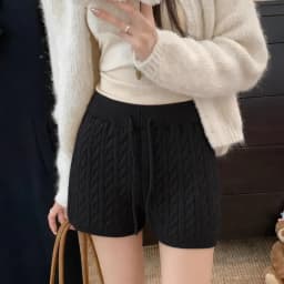 Japanese Women's Cable Knitted Shorts Autumn Winter Elastic Waist Straight Leg Short Pants Woman Soft Cozy Solid Color Shorts