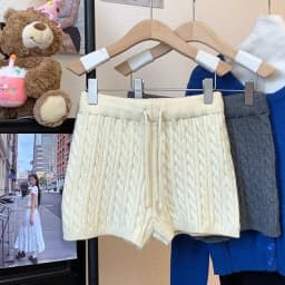 Japanese Women's Cable Knitted Shorts Autumn Winter Elastic Waist Straight Leg Short Pants Woman Soft Cozy Solid Color Shorts