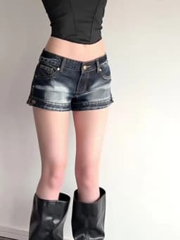 Design Gradual Low Waist Jeans Denim Shorts Women Retro Old Metal Buckle Tight Hip Y2k Shorts