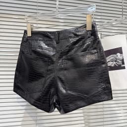 DEAT Trendy 2026 Autumn New Sexy Hot Girl Shiny PU Leather Super Short Pants For Women Slim High Waist Black Shorts 11B9593