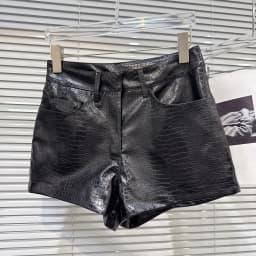 DEAT Trendy 2026 Autumn New Sexy Hot Girl Shiny PU Leather Super Short Pants For Women Slim High Waist Black Shorts 11B9593