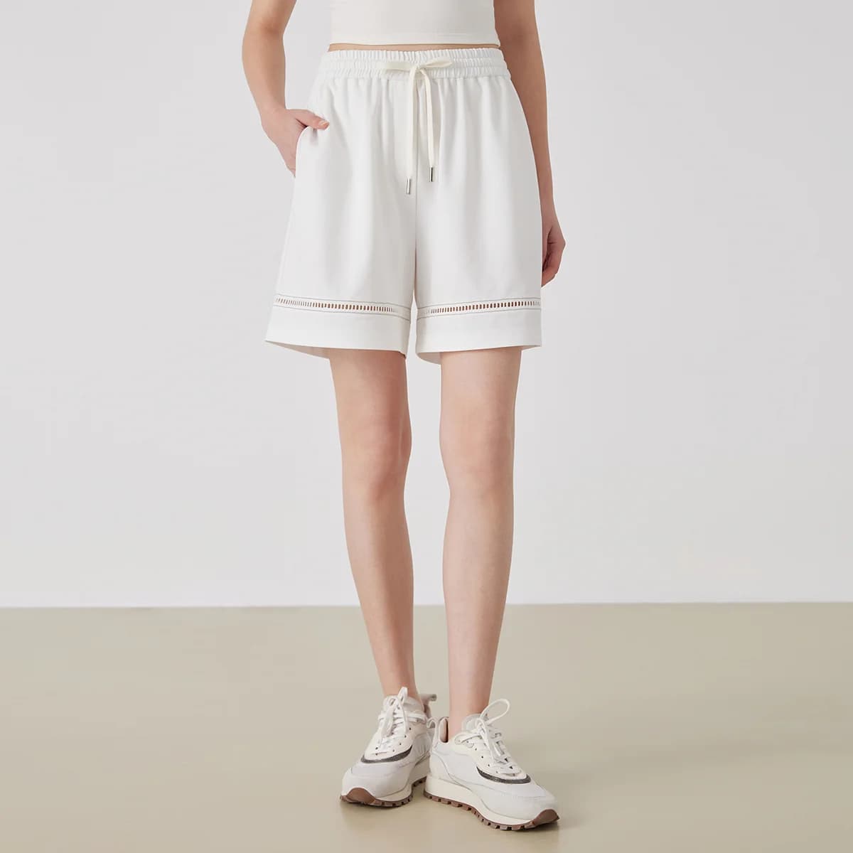 KW9513247 Women's Comfortable Elastic Waist Strap Solid Color Mixed Cotton Shorts