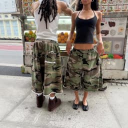 Women Y2K Camo Cargo Shorts Letter Print Baggy Hip Hop Streetwear Shorts with Pockets 2026
