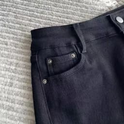 Korean Style Streetwear Women Casual Fashion Low Waist Jeans Shorts Gothic Black Denim Shorts Pants for Ladies Outfits Chic