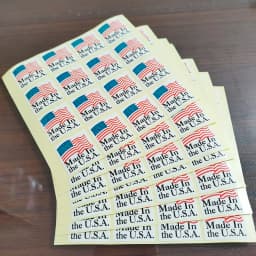 100pcs 25x25mm Made In the U.S.A Self-adhesive Paper Label Sticker With Gloss Lamination Products Origin Instruction Tag