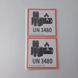 100x100mm Lithium Battery Label UN3481 UN3480 UN3091 UN3090 Transport Warning Label for Products Containing Batteries