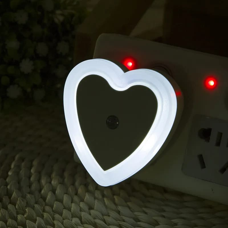 LED Night Lights Wireless Light Control Sensor Mini Heart-Shaped EU US Plug Night Light Living Room Bedroom Bedside Lamp