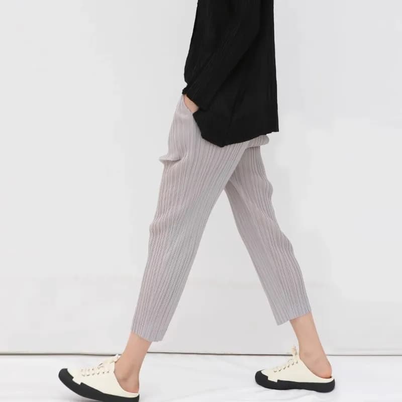 Miyake Pleated Basics Ankle-Length Pencil Pants Women Causal Sports Pants 2025 New Style