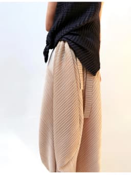 Miyake Pleated Harem Pants With Belt Women Summer New Designer Vintage Casual Big Size Wide Leg Pants Women Trousers