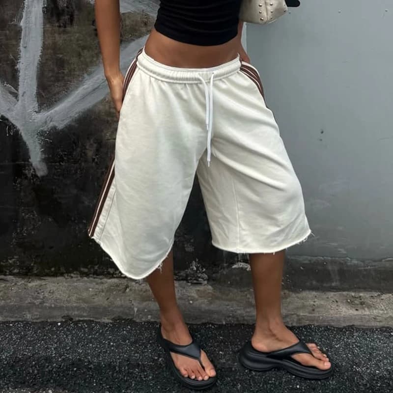 Preppy Loose Jogger Pants Women Y2K Striped Side Cropped Wide Leg Sweatpants Elastic Waist Capri Trousers Sporty Streetwear