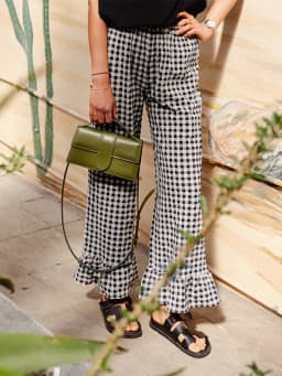 New Fashion Womens Y2k Plaid Wide Leg Pants Gingham Ruffled Hem Elastic Waistband Loose Casual Trousers Streetweart