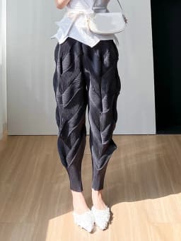 Miyake Pleated Pants Women Elastic Wiast 2023 New Summer Versatile Casual Pencil Trousers Solid Color Female Fashion Pants