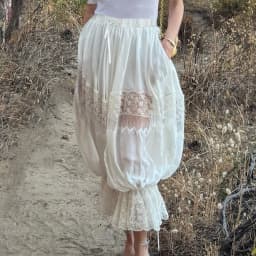 Vintage Women's Long Lace Bloomers Casual Loose Fit Stylish Solid Lace Floral Drawstring Mid Rise Crop Pants