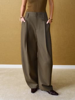 FSLE【Premium Series】2026 Fall Women's High-Waist Balloon Trousers, Wool-Blend Relaxed Straight Pants for Sculpted Office Style