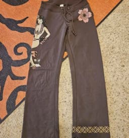 Y2K Brown Low Rise Casual Sweatpants Women Gothic Retro Cherry Blossom Graphic Print Elastic Waist Trousers Straight Leg Pants