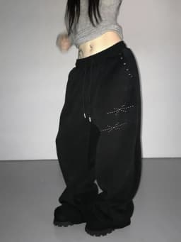 American Hip-Hop Retro Rivets Loose Wide-Leg Pants Women Black Gothic Casual Sweatpants Korean Jogging High-Waist Streetwear