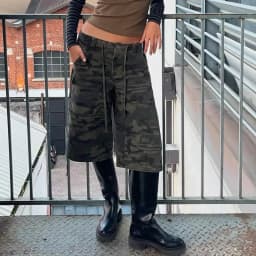 Women Vintage Camo Print Knee Length Cargo Capri Shorts Drawstring Waist Loose Wide Leg Pants Preppy Y2K Grunge Hip Hop Bottoms